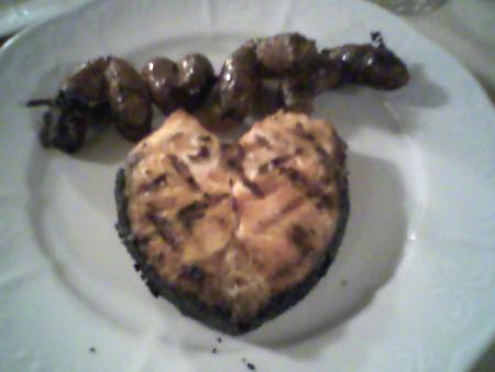 comment vous trouvez ce plat il resemble � un ceour n'est ce pas vos com?...